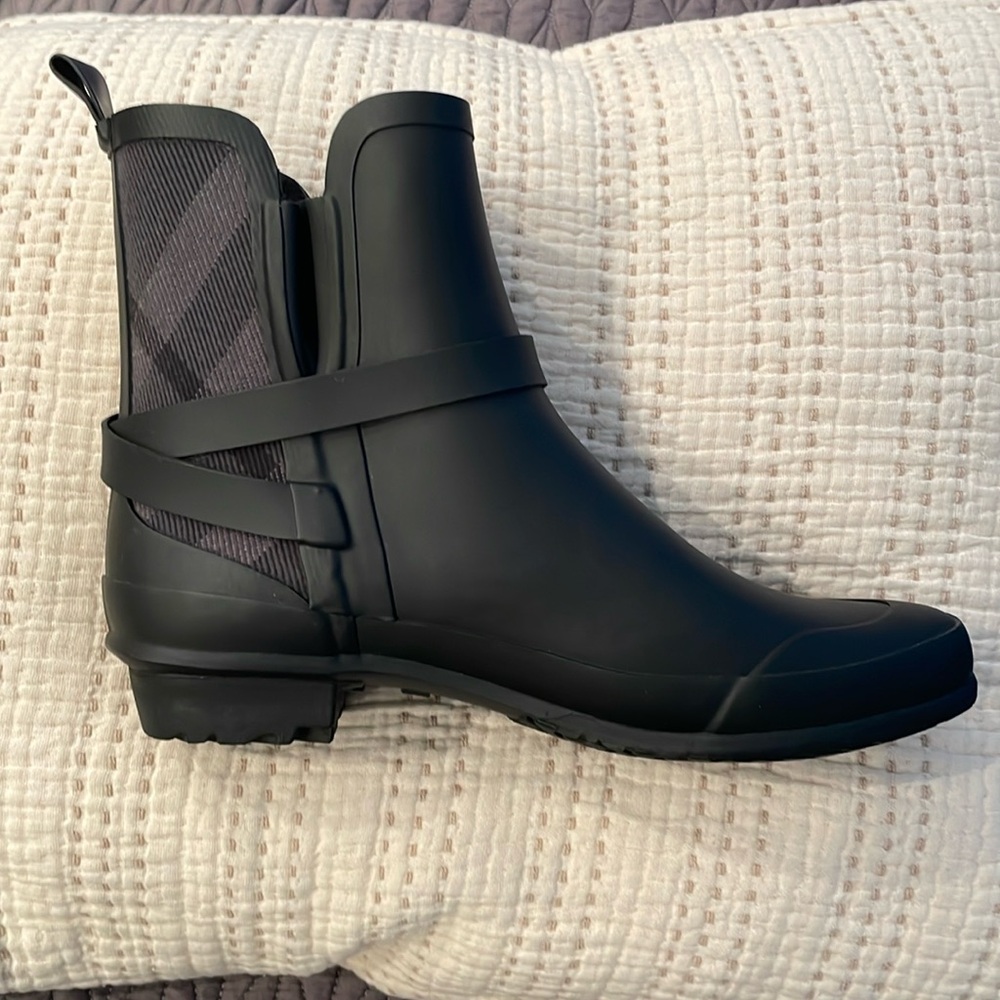 Burberry rain boots